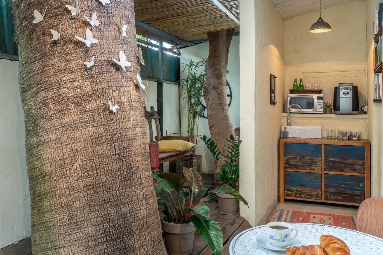 Trieste Neve Tzedek Boutique Suites Tel Aviv Bagian luar foto