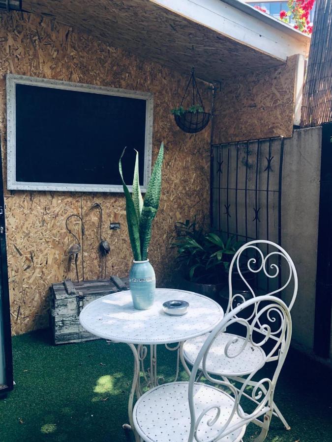 Trieste Neve Tzedek Boutique Suites Tel Aviv Bagian luar foto